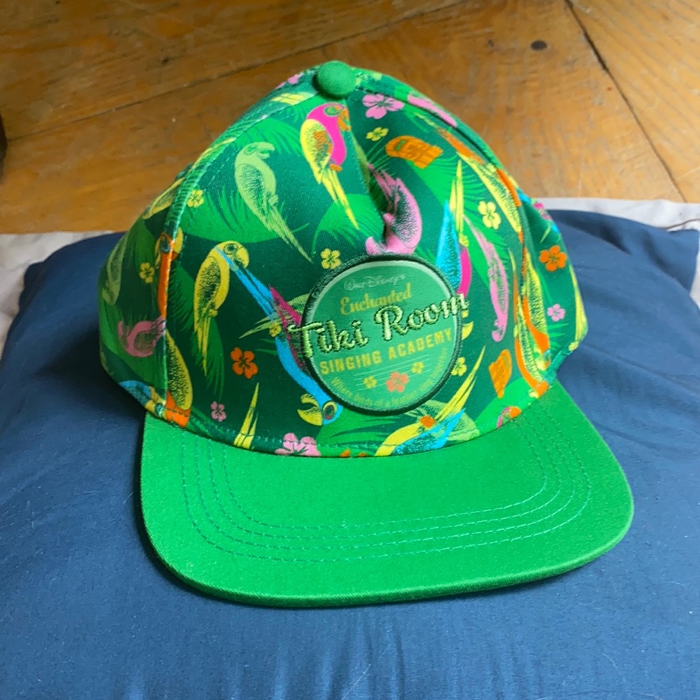 Tiki room hat Disney